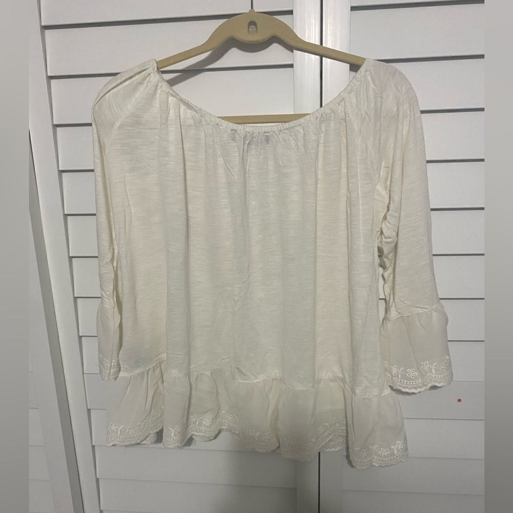 Ivory Embroidered Women's Top - Picture 4 of 4
